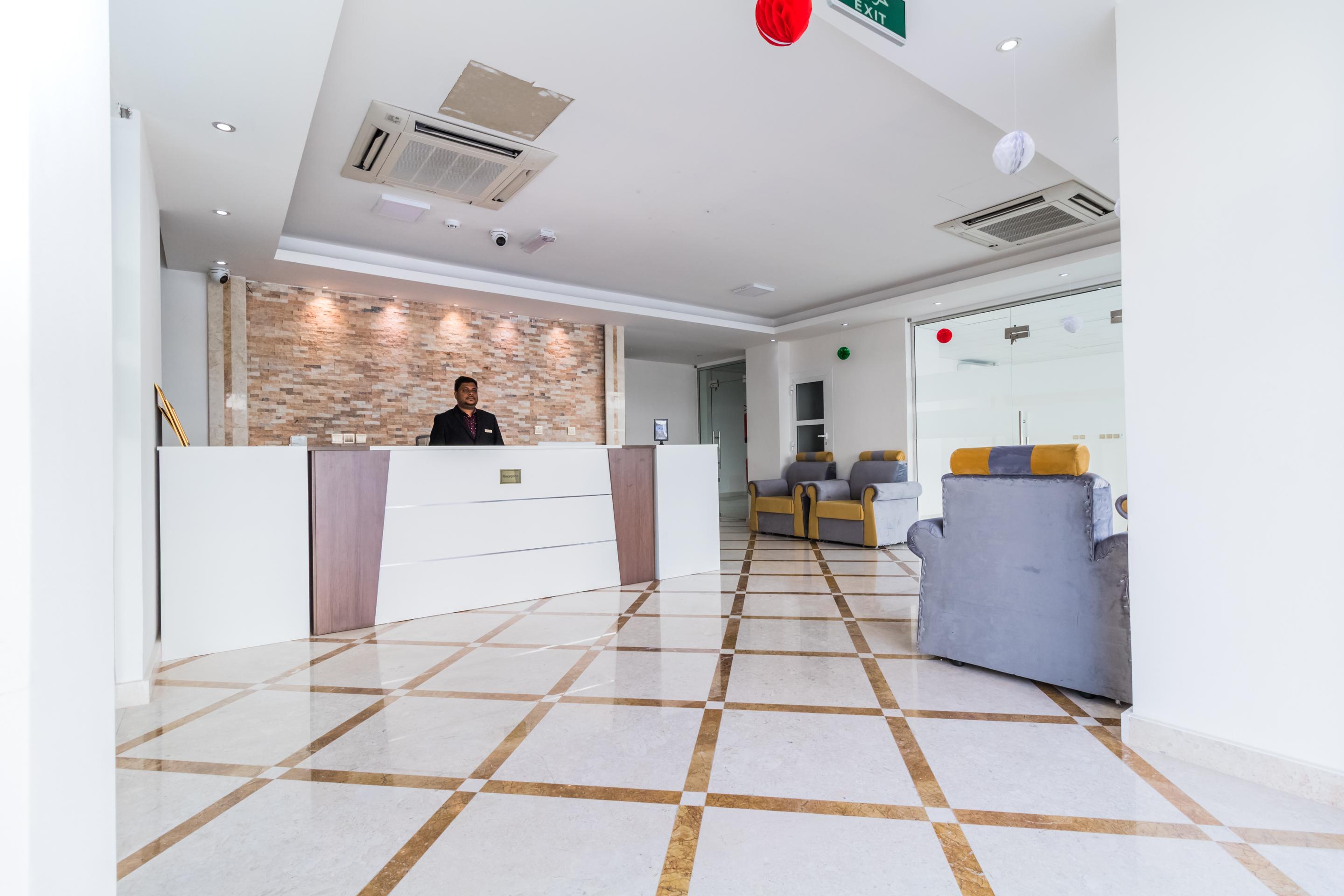 Hotel Super Oyo 106 Muscat Grand