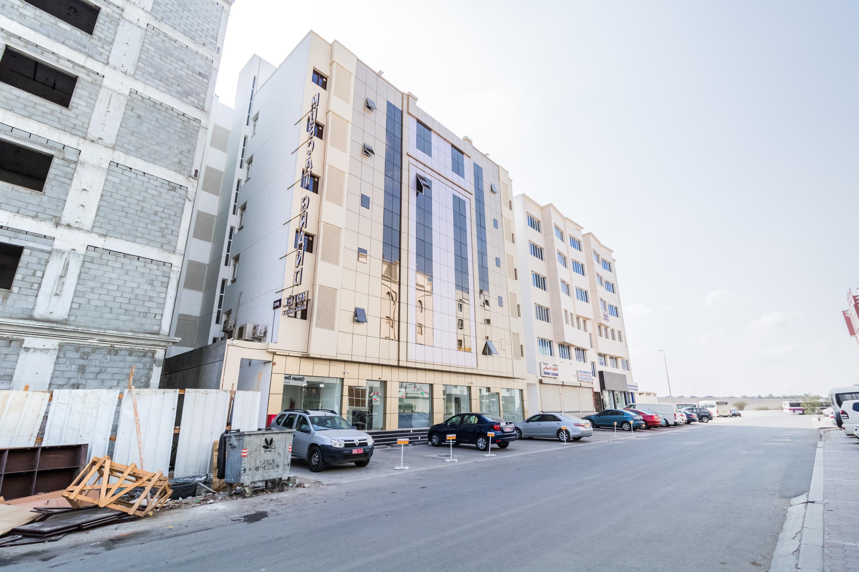Super Oyo 106 Muscat Grand *